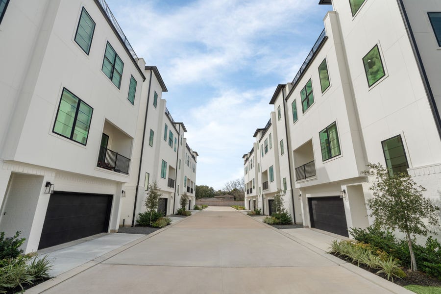 Property photo for 8712 Ojeman Villas Drive, Houston, TX