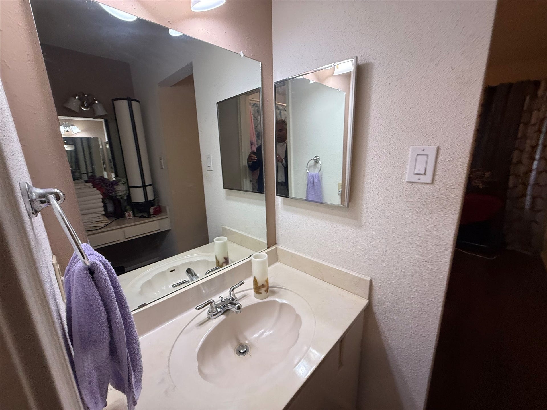 3100 Jeanetta Street, #1008, Houston, TX 77063 3100 Jeanetta Street, #1008, Houston, TX 77063