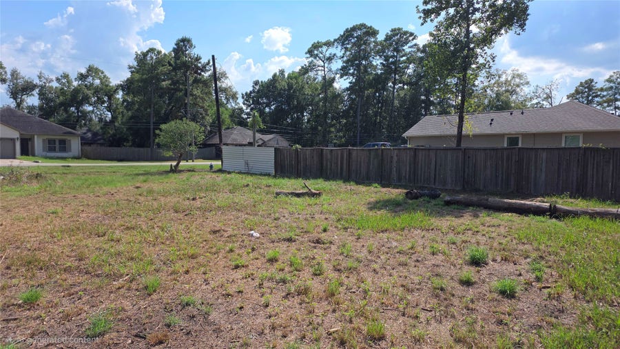 Property photo for 1610 Black Bear Drive, Crosby, TX