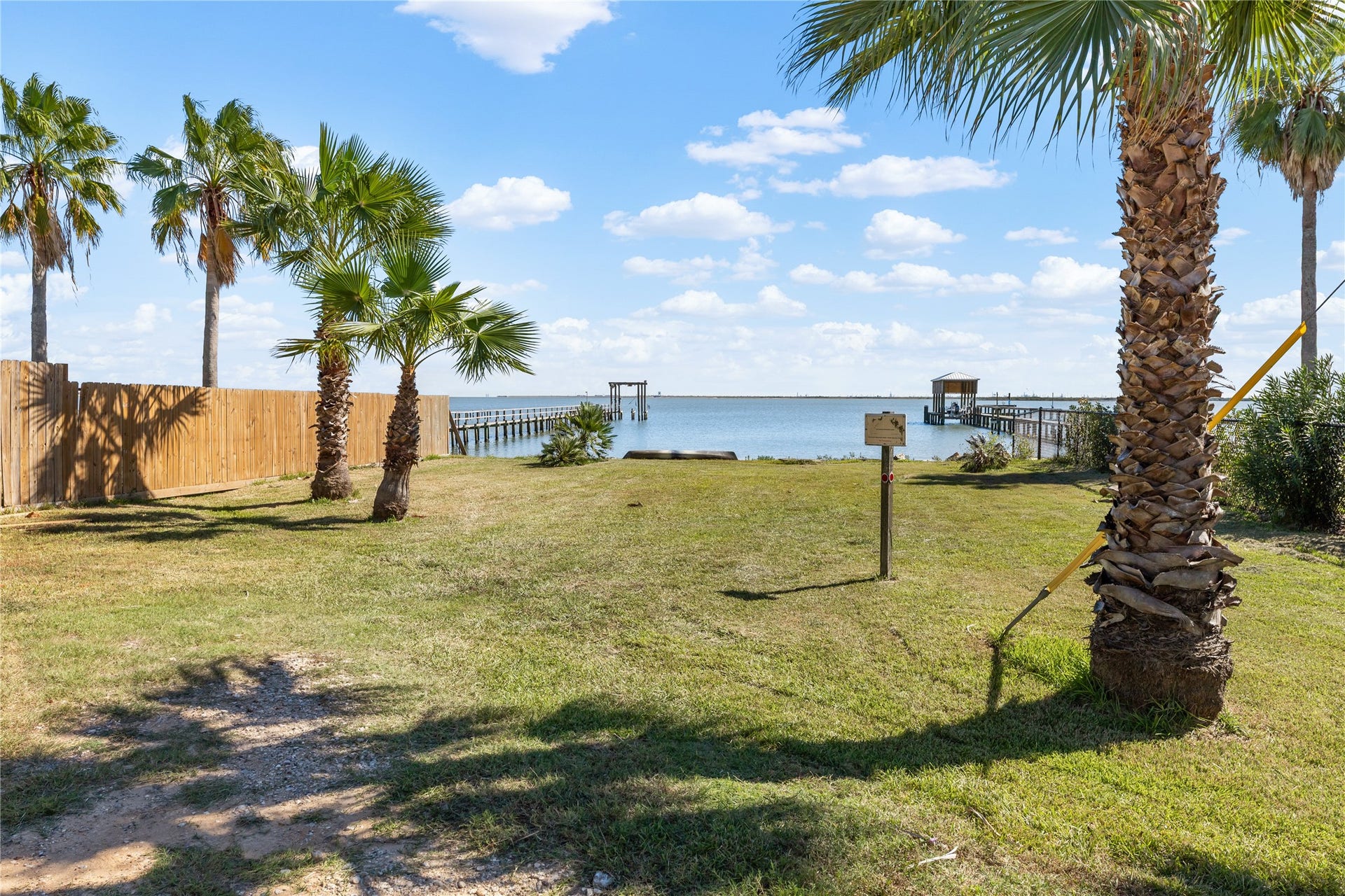 2379 Ave Avenue N, San Leon, TX 77539 Small park at end of street with access to Galveston Bay for kayaks and other small watercraft.