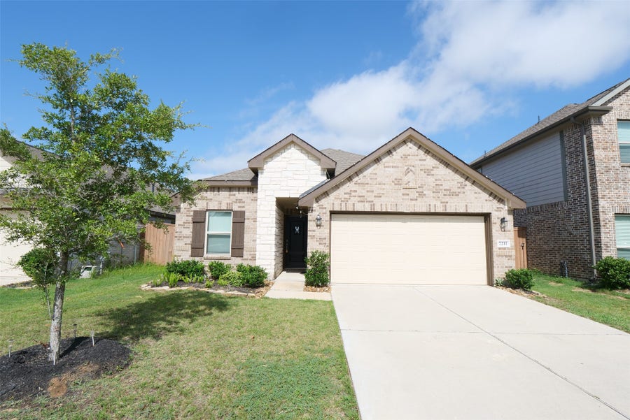 Property photo for 7211 Songlark Landing, Katy, TX