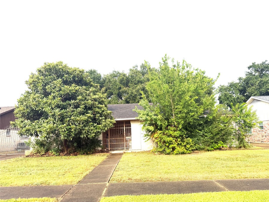Property photo for 7715 Kendalia Drive, Houston, TX