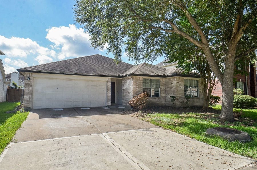 Property photo for 16307 Scotch Hollow Lane, Houston, TX