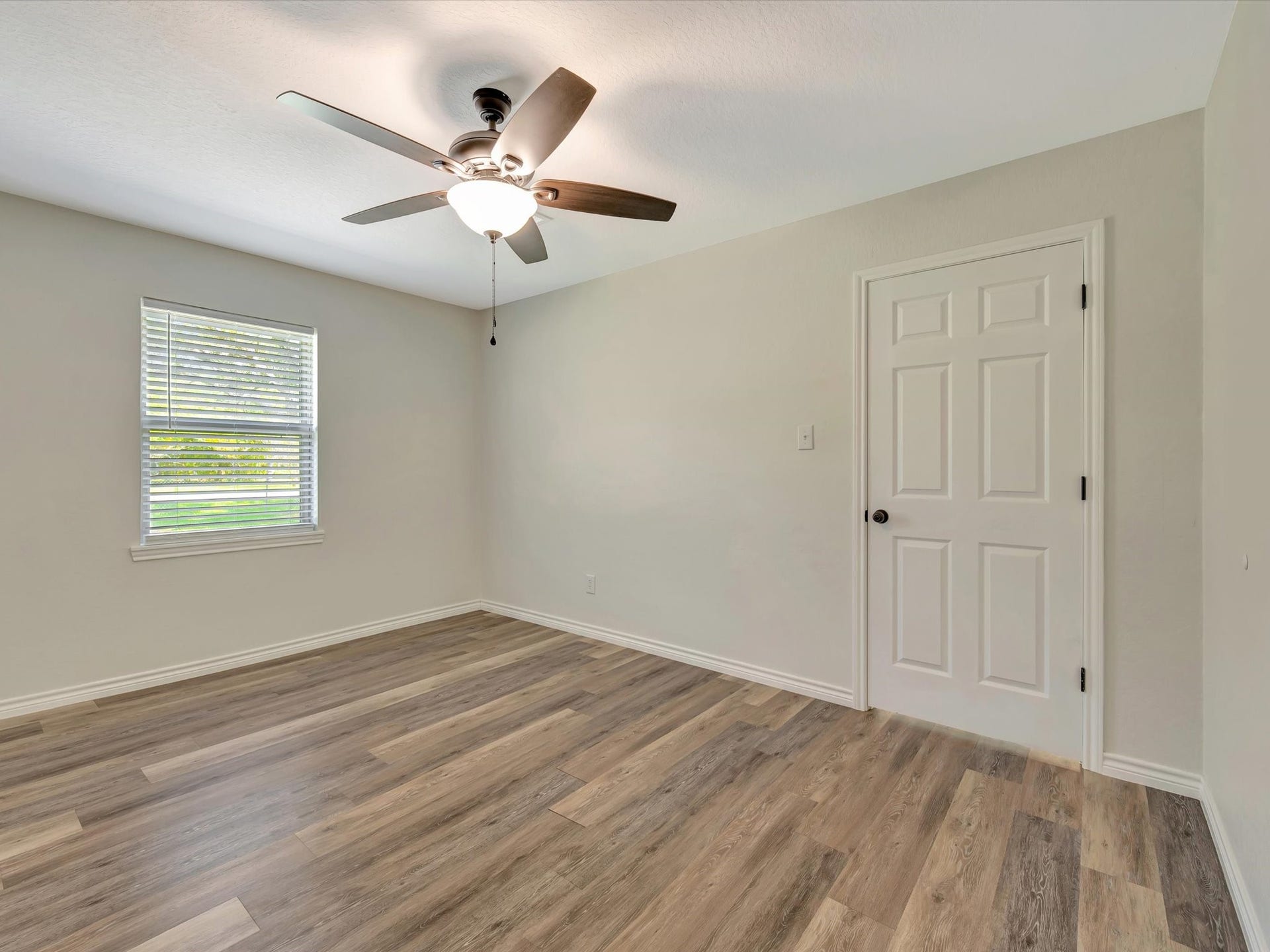 7230 Avenue L, Santa Fe, TX 77510 Bedroom2