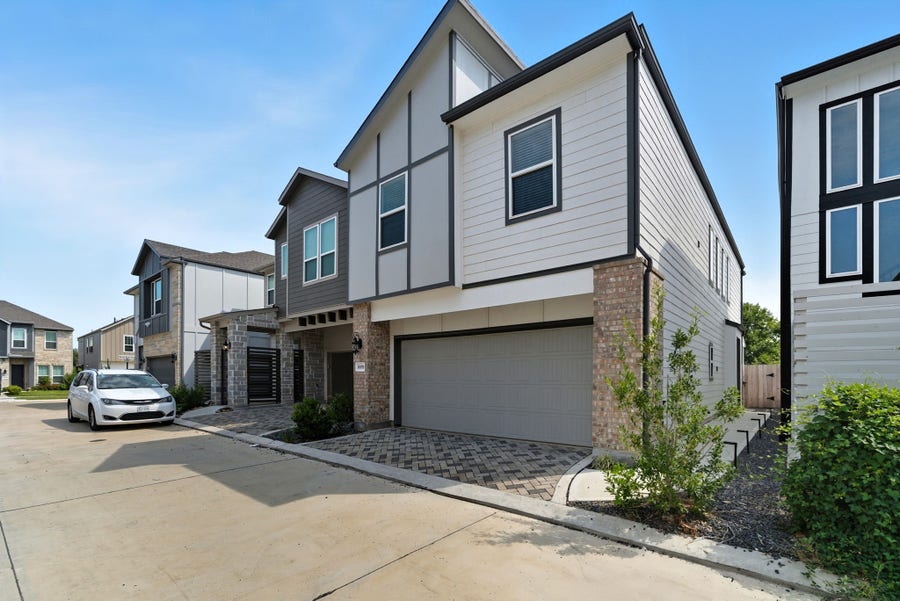 Property photo for 3009 Skyrock Drive, Houston, TX
