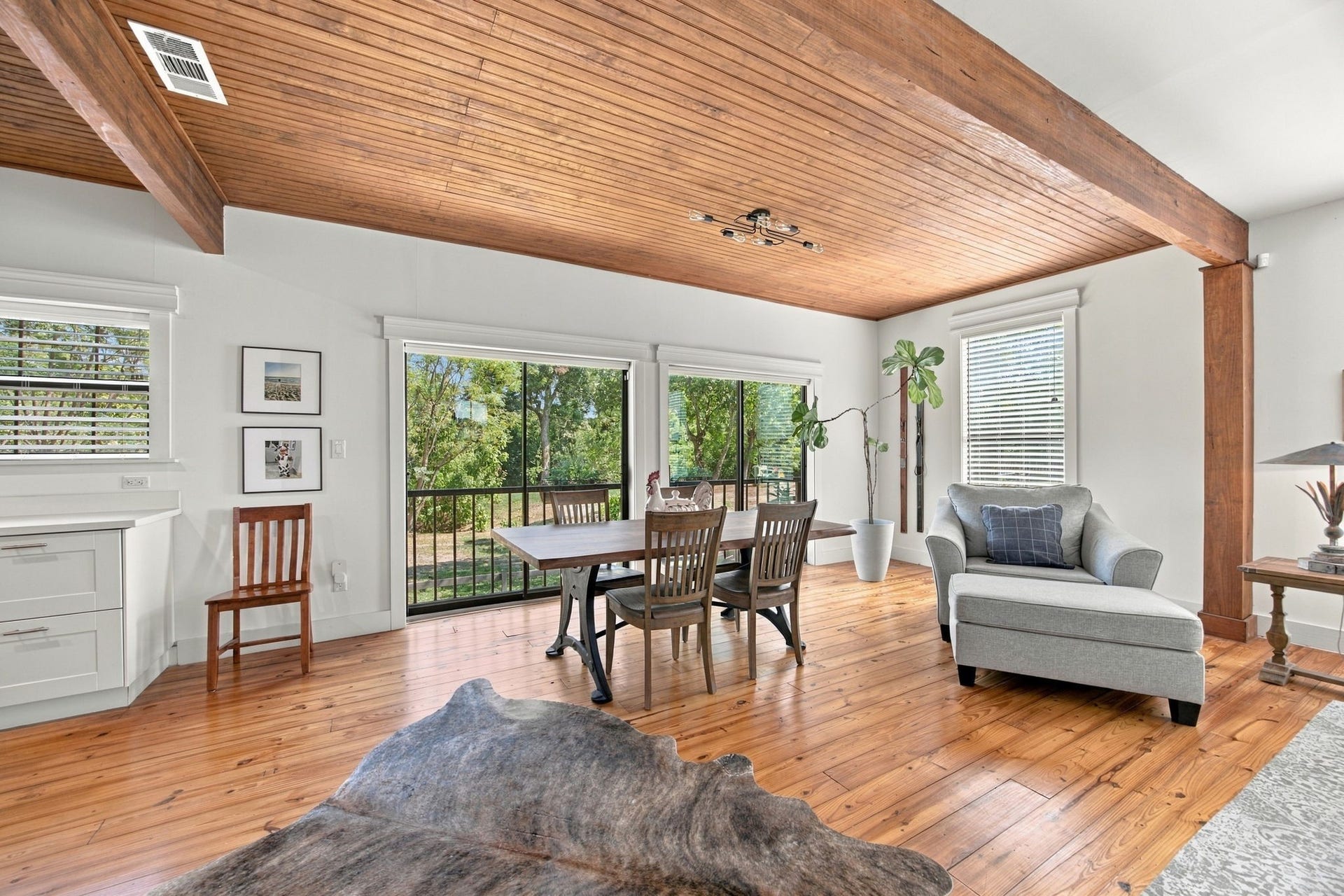 1808 Tabor Street, Houston, TX 77009 1808 Tabor Street, Houston, TX 77009