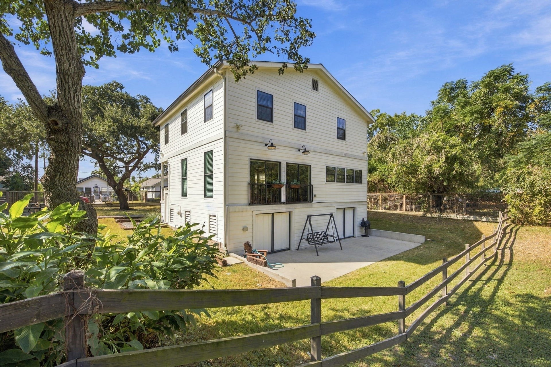 1808 Tabor Street, Houston, TX 77009 1808 Tabor Street, Houston, TX 77009
