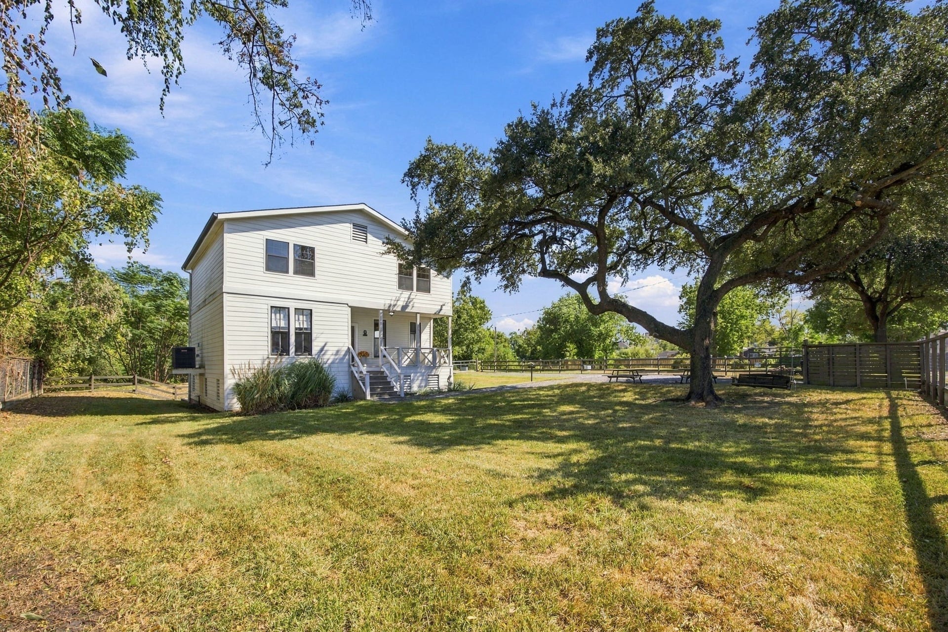 1808 Tabor Street, Houston, TX 77009 1808 Tabor Street, Houston, TX 77009