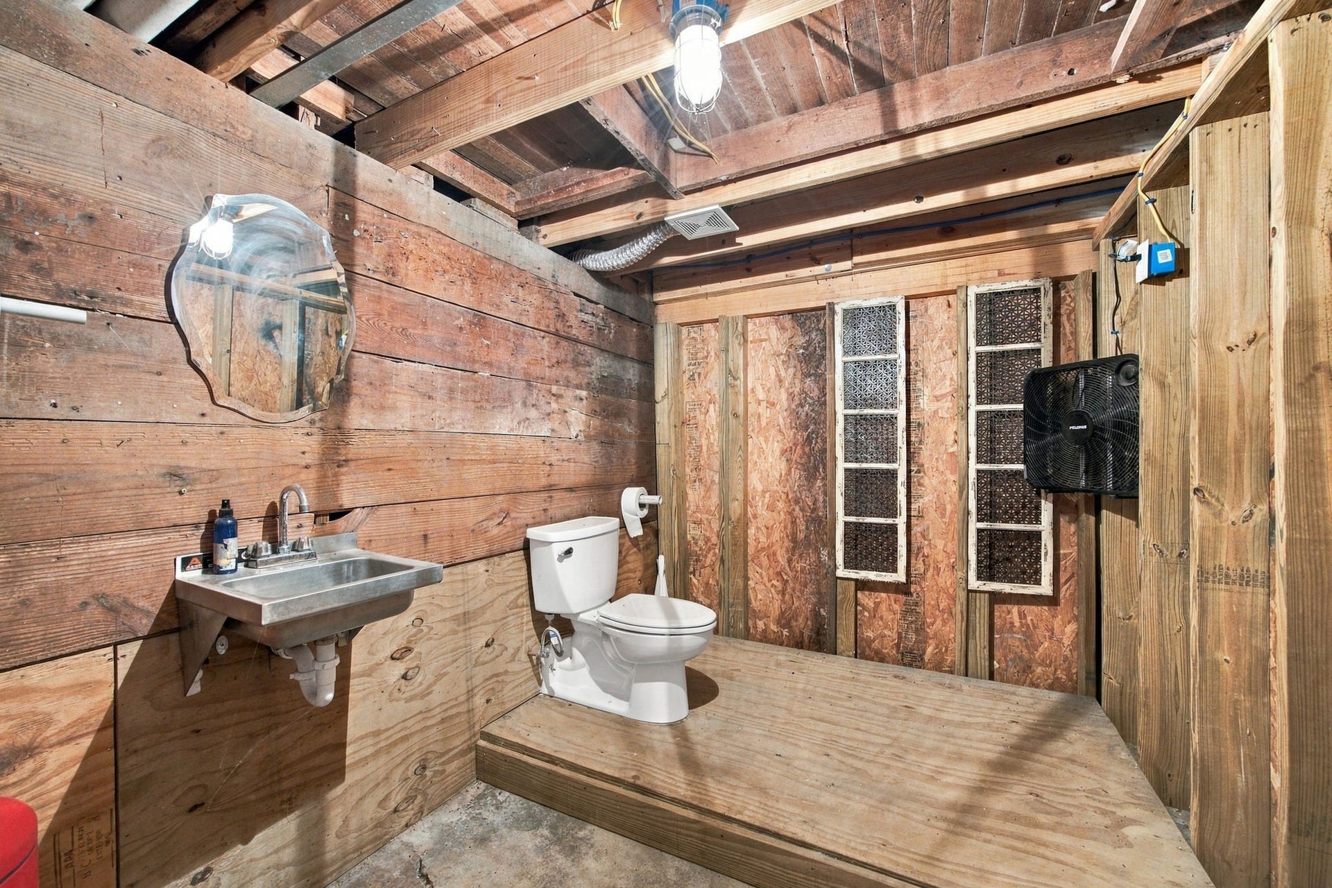 1808 Tabor Street, Houston, TX 77009 1808 Tabor Street, Houston, TX 77009