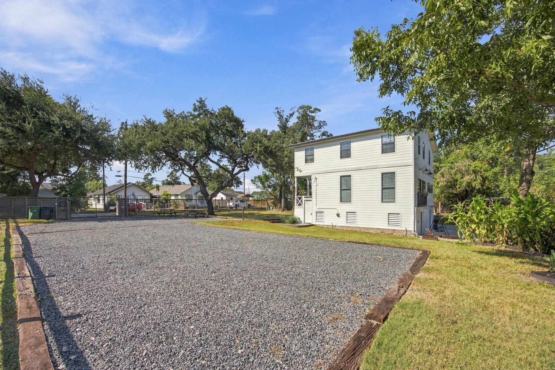 1808 Tabor Street, Houston, TX 77009 1808 Tabor Street, Houston, TX 77009