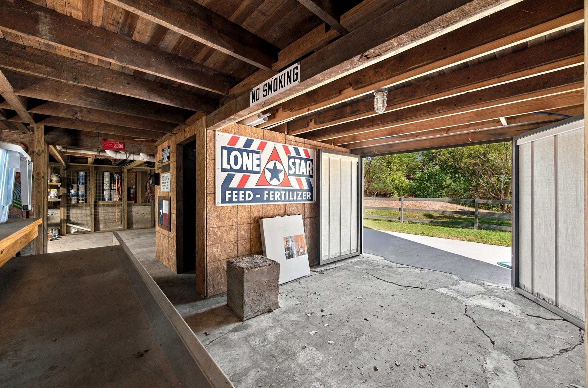 1808 Tabor Street, Houston, TX 77009 1808 Tabor Street, Houston, TX 77009