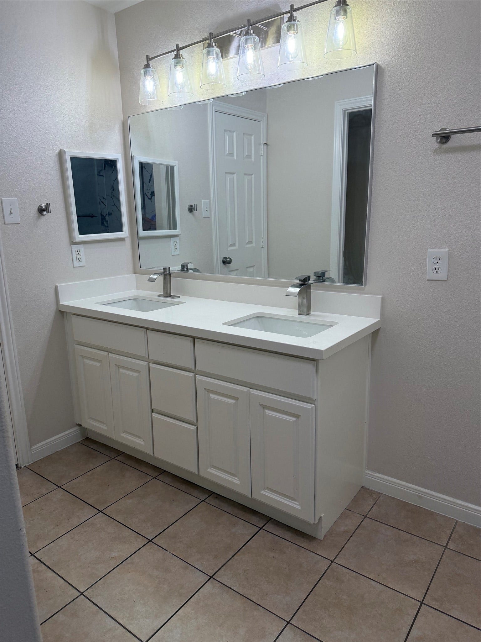 3818 Cary Creek Drive, Baytown, TX 77521