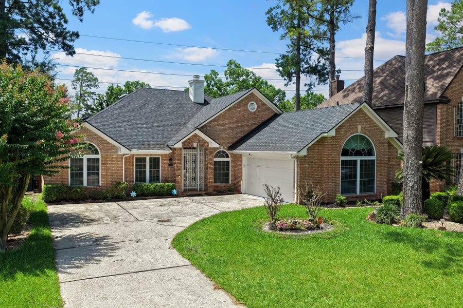 Property photo for 10331 Millridge North Drive, Houston, TX