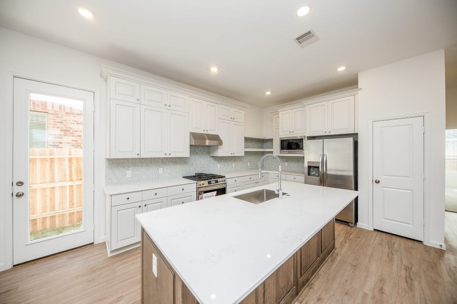 Property photo for 27035 Flower Isle Lane, Katy, TX
