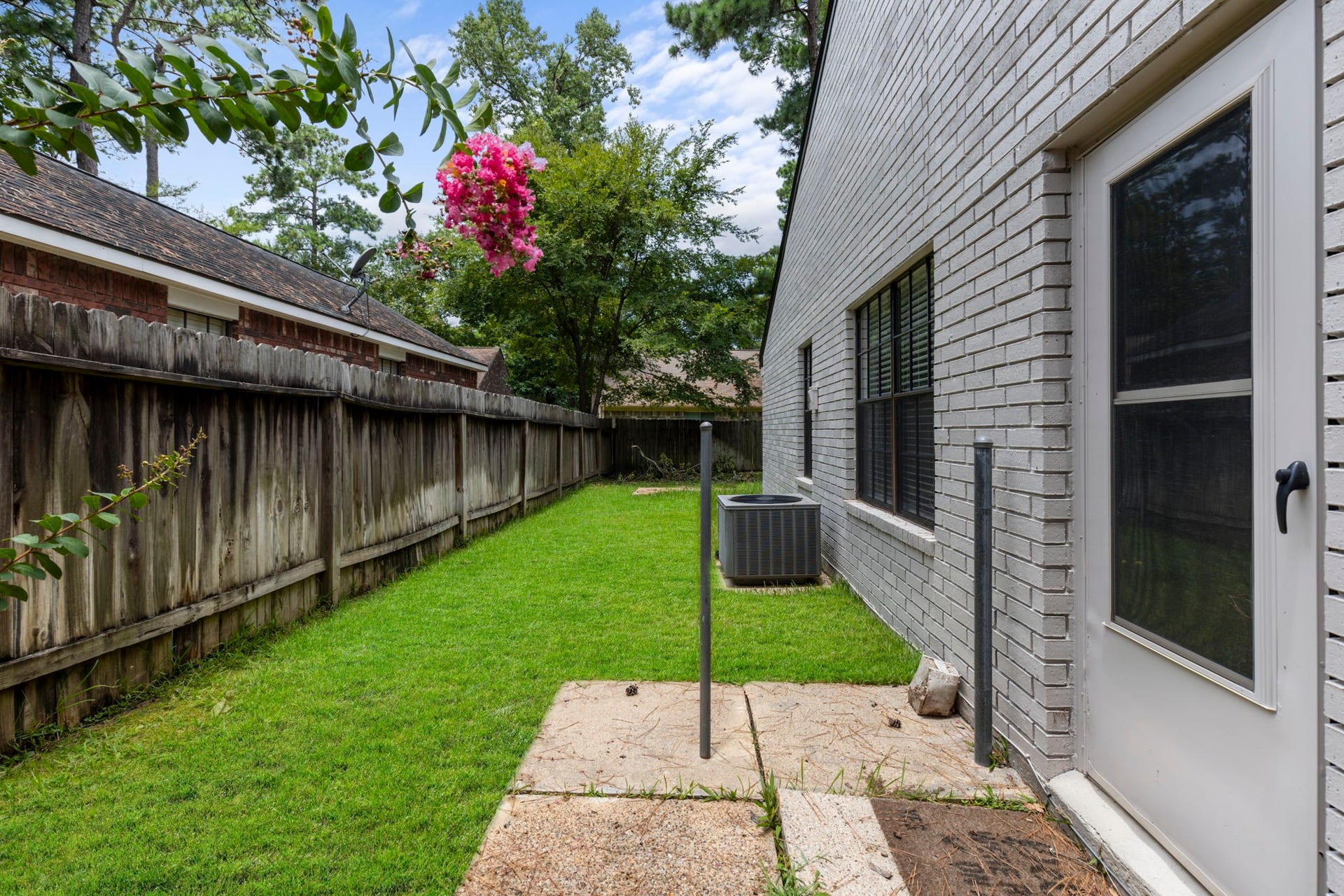 15 Green Slope Place, The Woodlands, TX 77381 15 Green Slope Place, The Woodlands, TX 77381