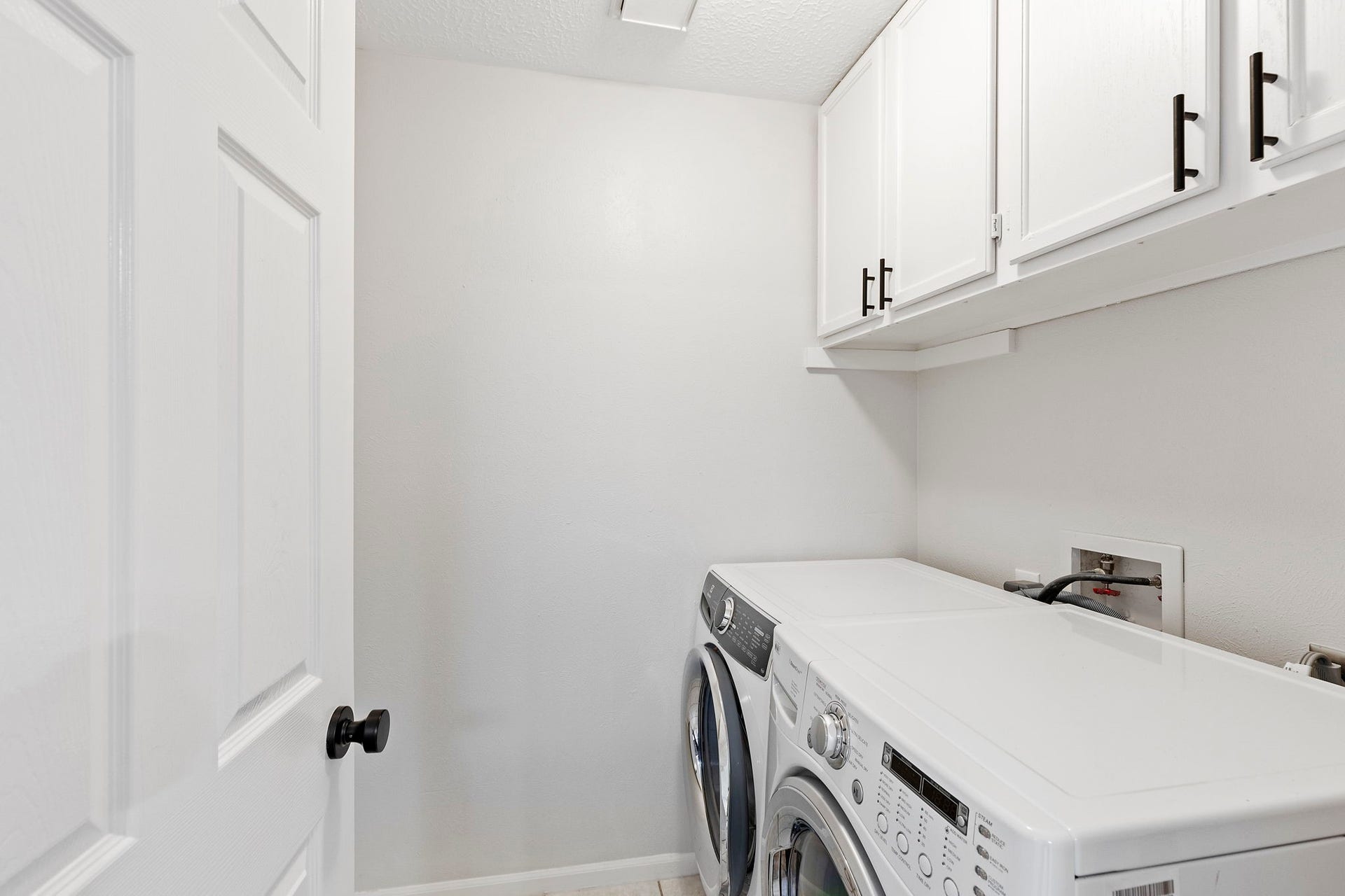 15 Green Slope Place, The Woodlands, TX 77381 Washer and Dryer Included
