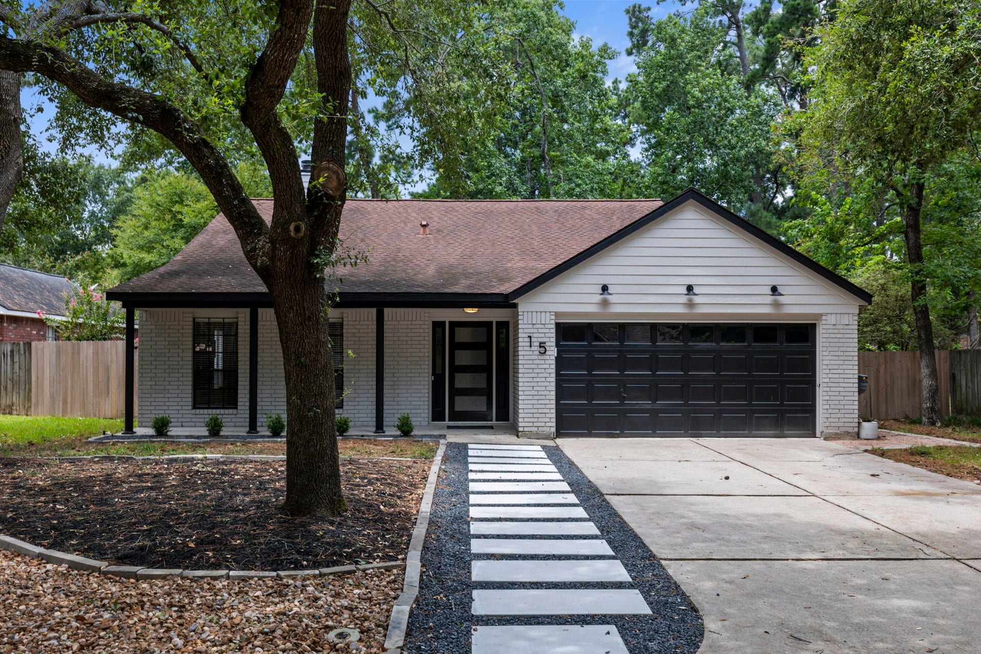 15 Green Slope Place, The Woodlands, TX 77381 15 Green Slope Place, The Woodlands, TX 77381
