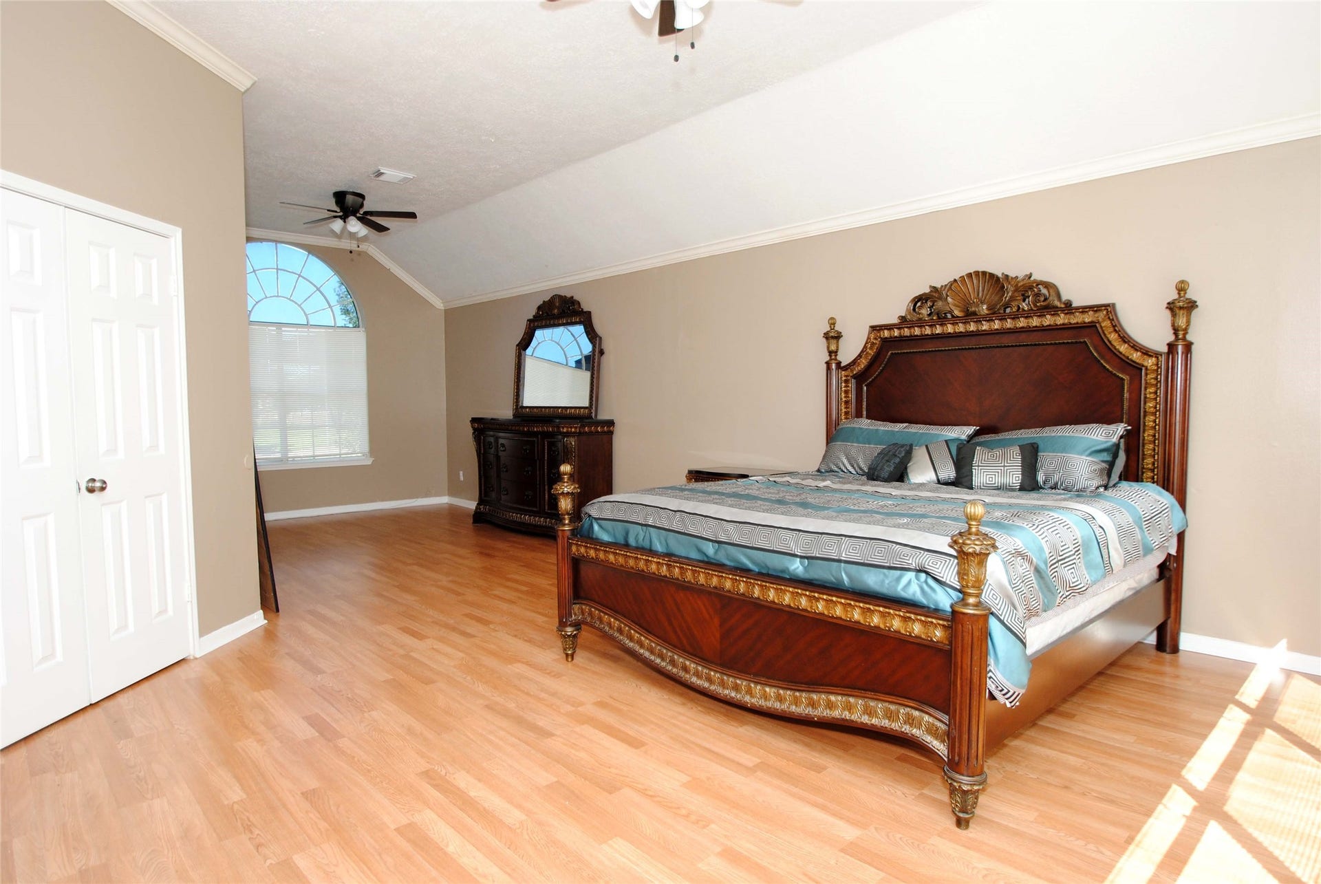 6022 S Trafalgar Court, Katy, TX 77449 6022 S Trafalgar Court, Katy, TX 77449