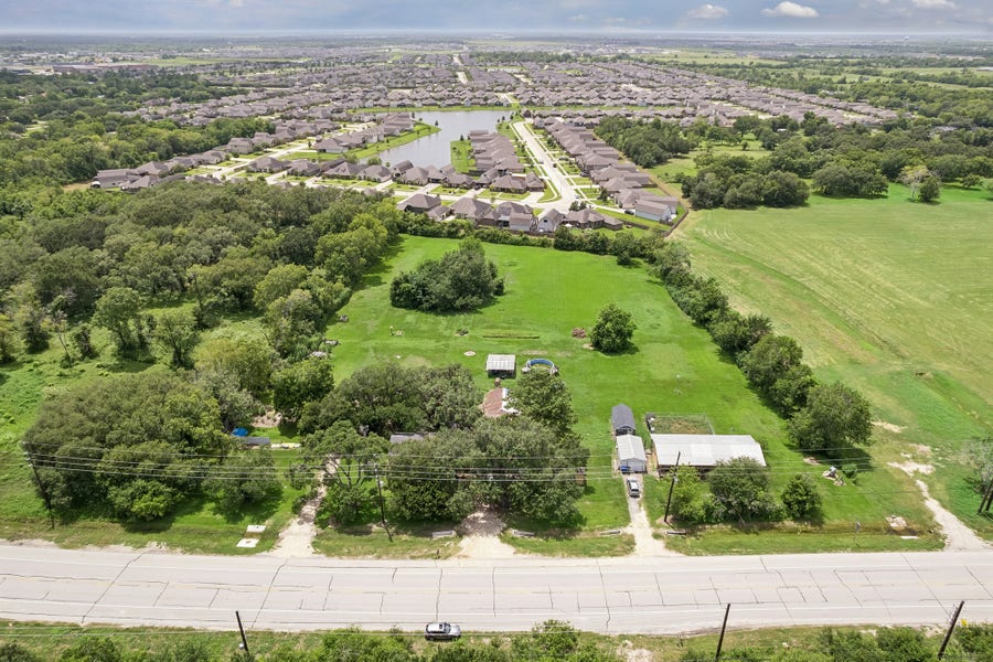Property photo for 6418 Masters Road, Manvel, TX