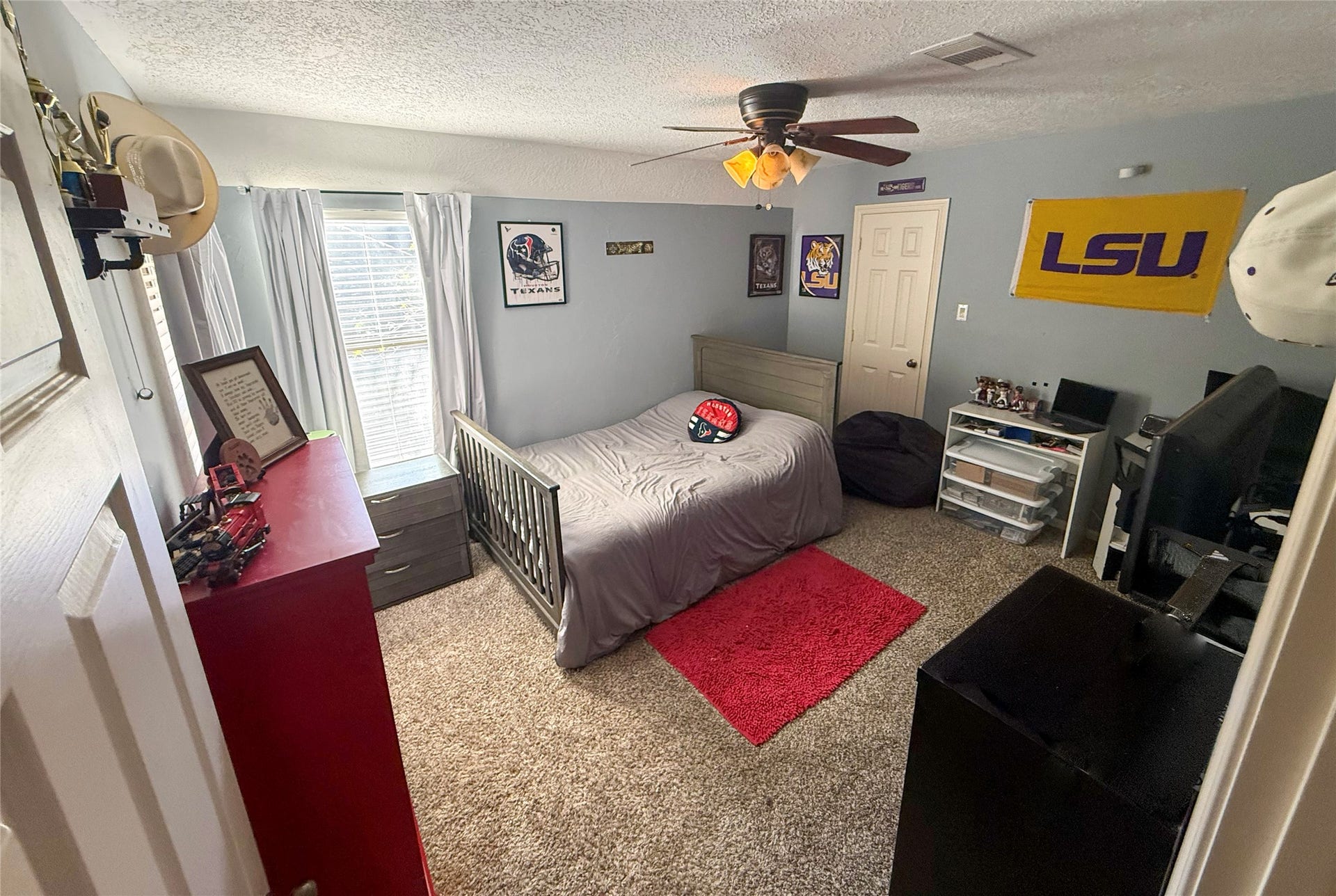 2910 Woodland Ridge Drive, Houston, TX 77345 2910 Woodland Ridge Drive, Houston, TX 77345
