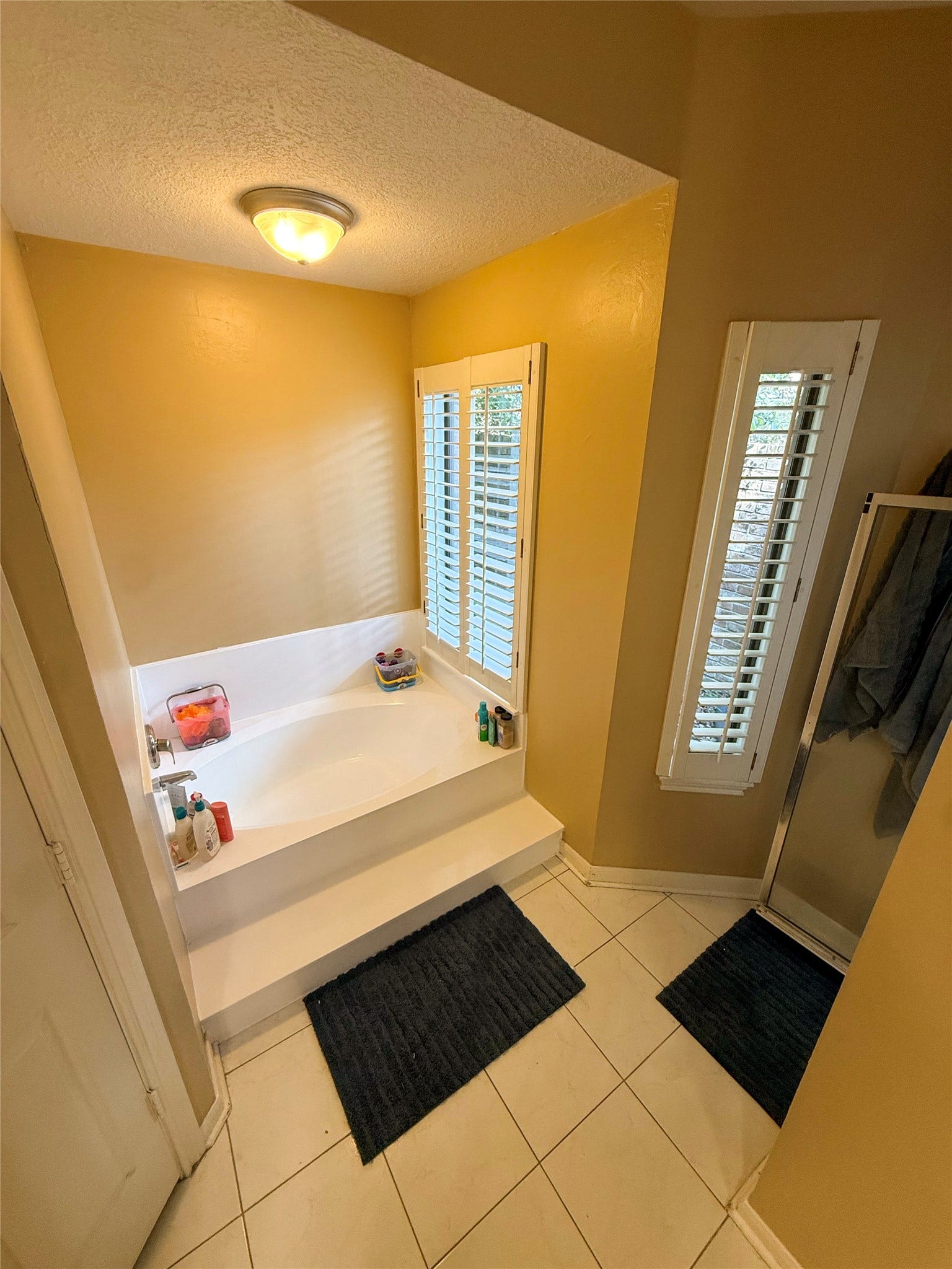 2910 Woodland Ridge Drive, Houston, TX 77345 2910 Woodland Ridge Drive, Houston, TX 77345