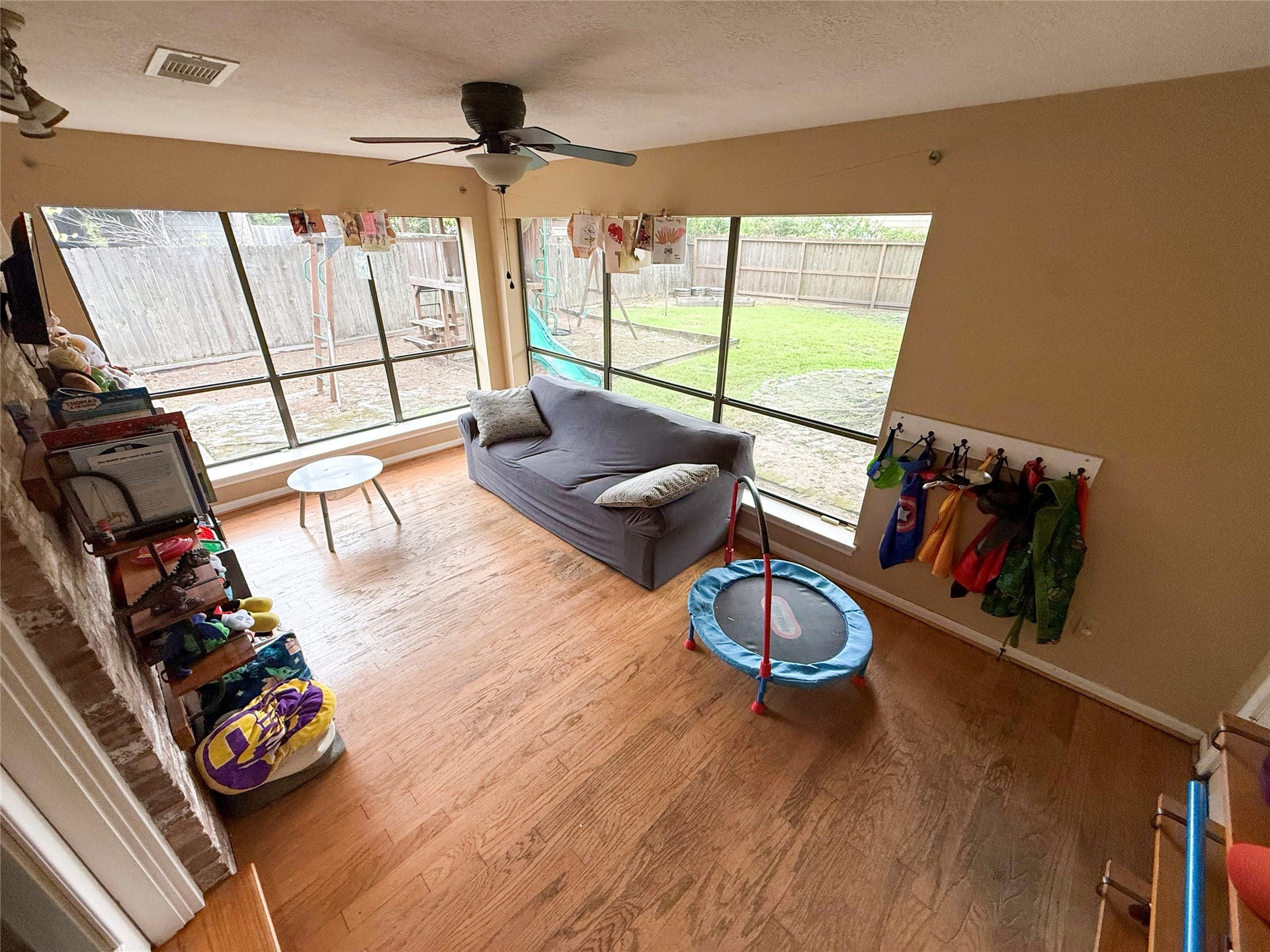 2910 Woodland Ridge Drive, Houston, TX 77345 2910 Woodland Ridge Drive, Houston, TX 77345