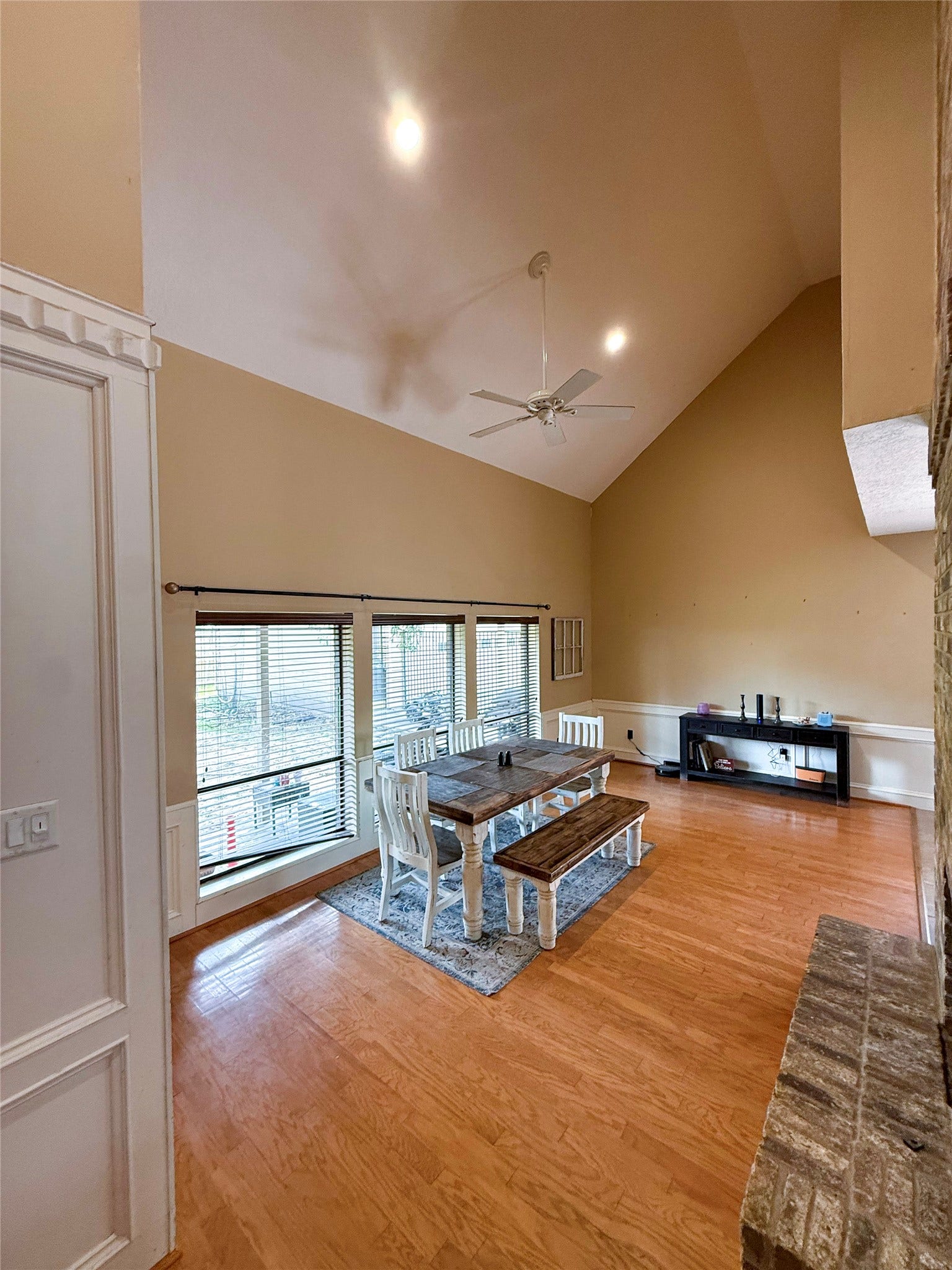 2910 Woodland Ridge Drive, Houston, TX 77345 2910 Woodland Ridge Drive, Houston, TX 77345