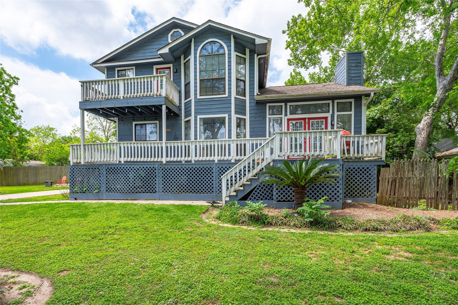 3726 Bayshore Drive, Bacliff, TX 77518 3726 Bayshore Drive, Bacliff, TX 77518