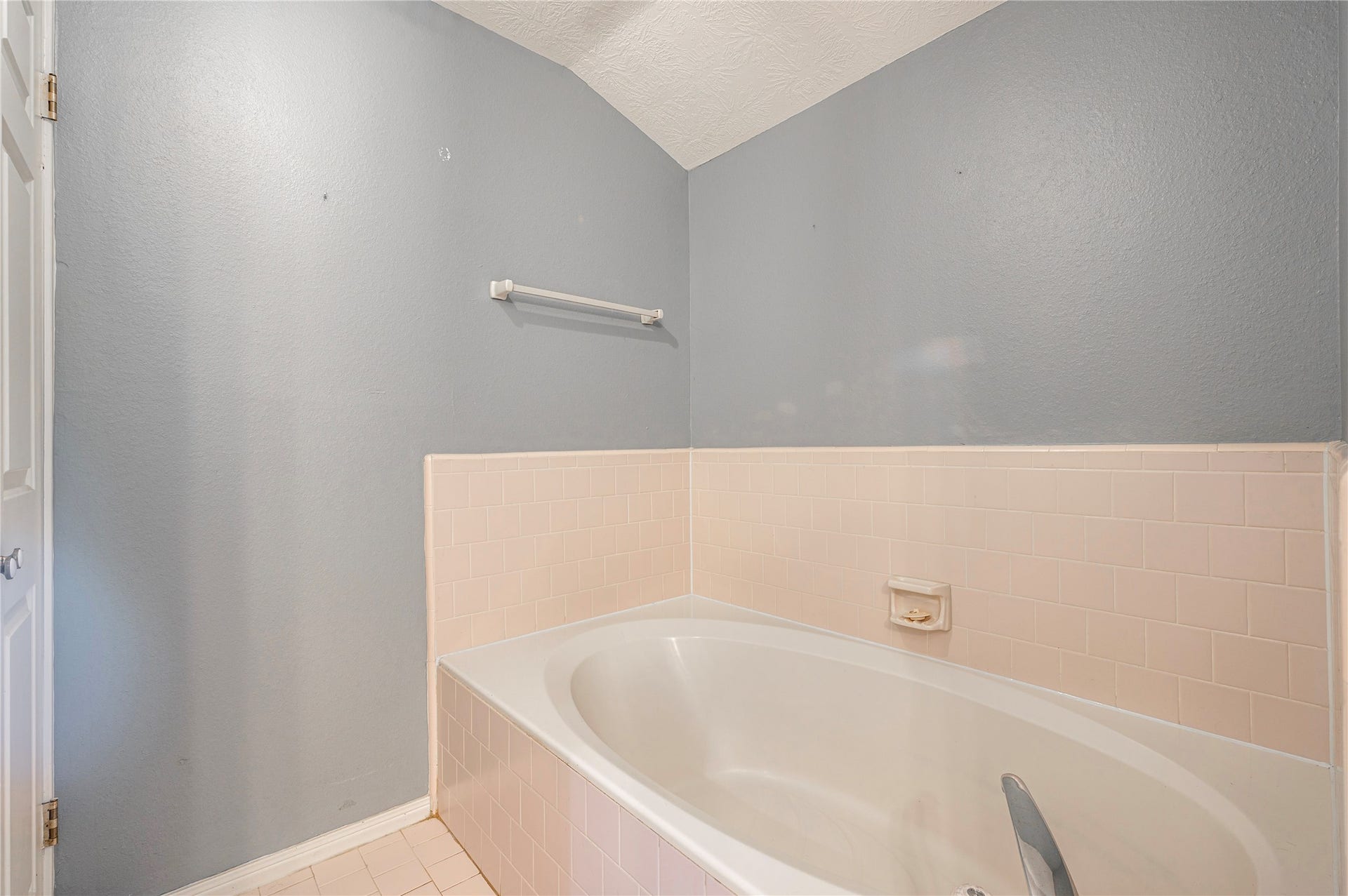 3726 Bayshore Drive, Bacliff, TX 77518 3726 Bayshore Drive, Bacliff, TX 77518
