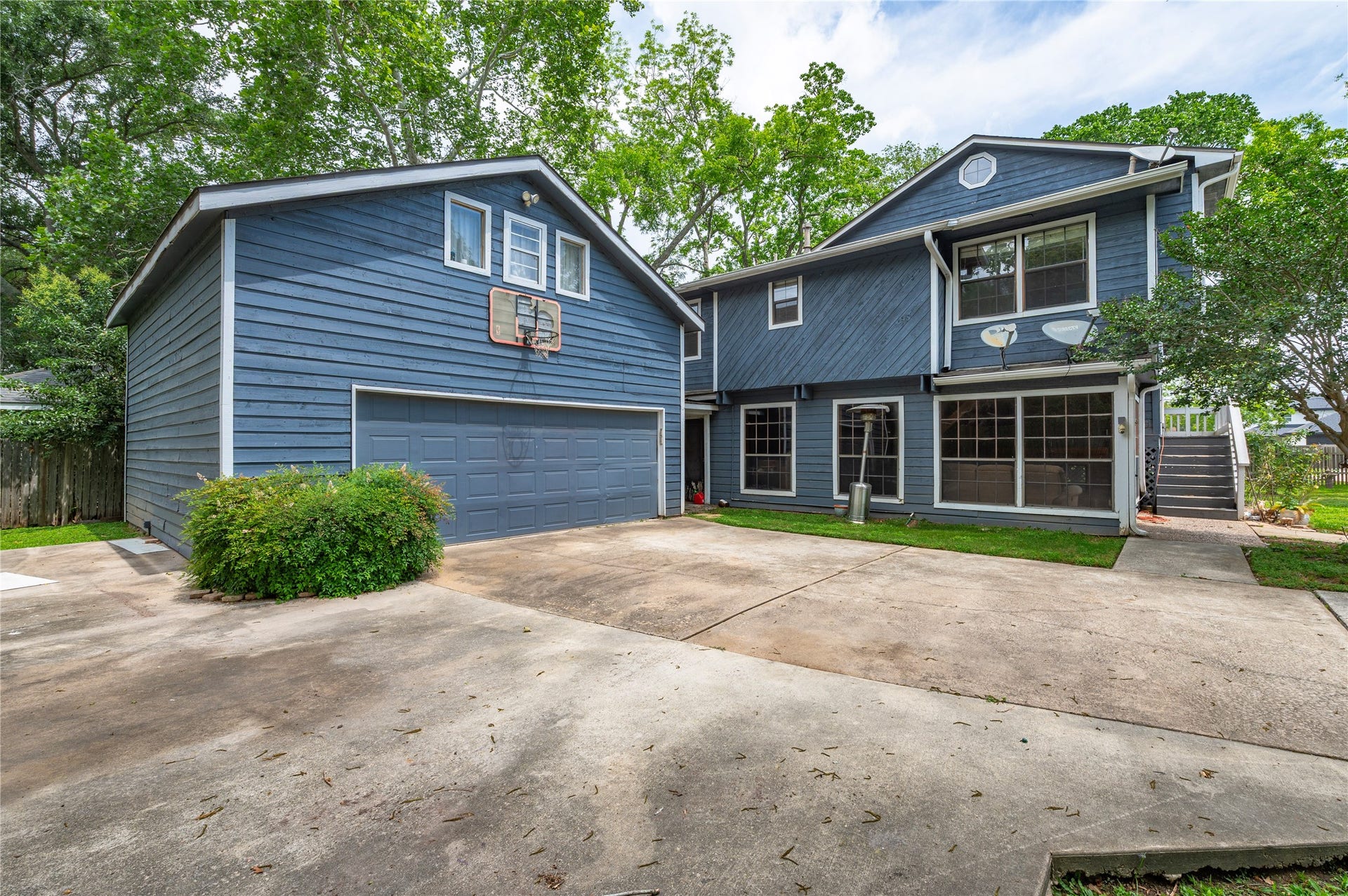 3726 Bayshore Drive, Bacliff, TX 77518 3726 Bayshore Drive, Bacliff, TX 77518