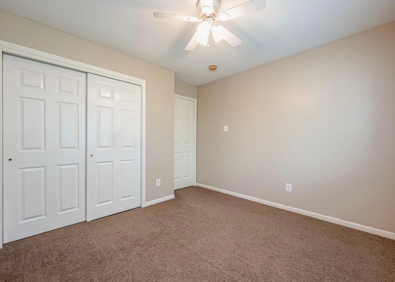 4914 Jaymar Drive, Sugar Land, TX 77479 4914 Jaymar Drive, Sugar Land, TX 77479