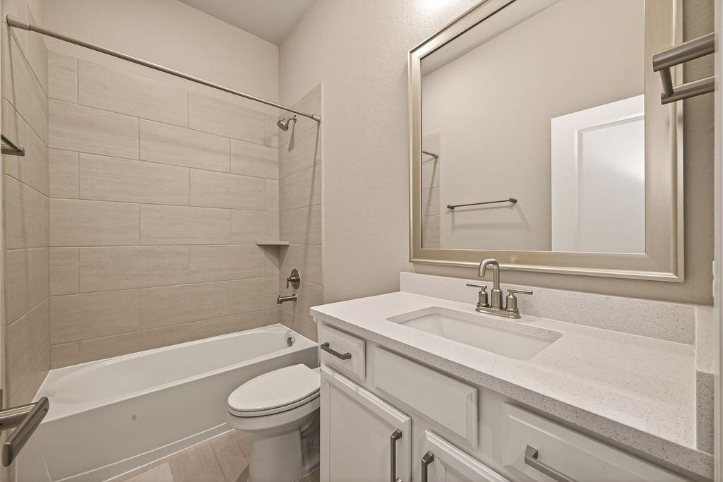 10010 Starry Night Lane, Manvel, TX 77578 Full bath 3