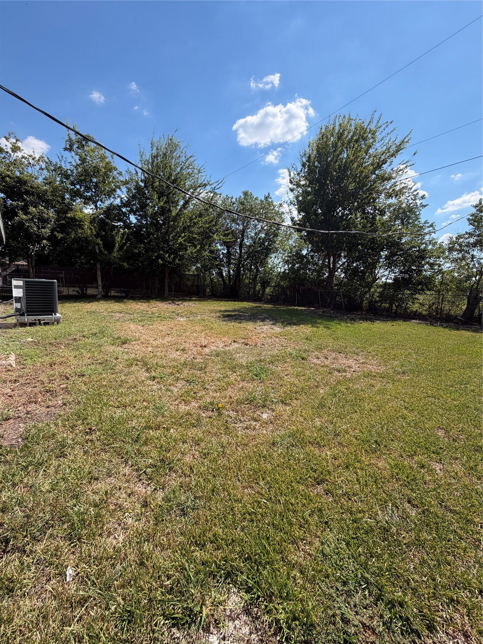 220 Austin St, Angleton, TX 77515 220 Austin St, Angleton, TX 77515