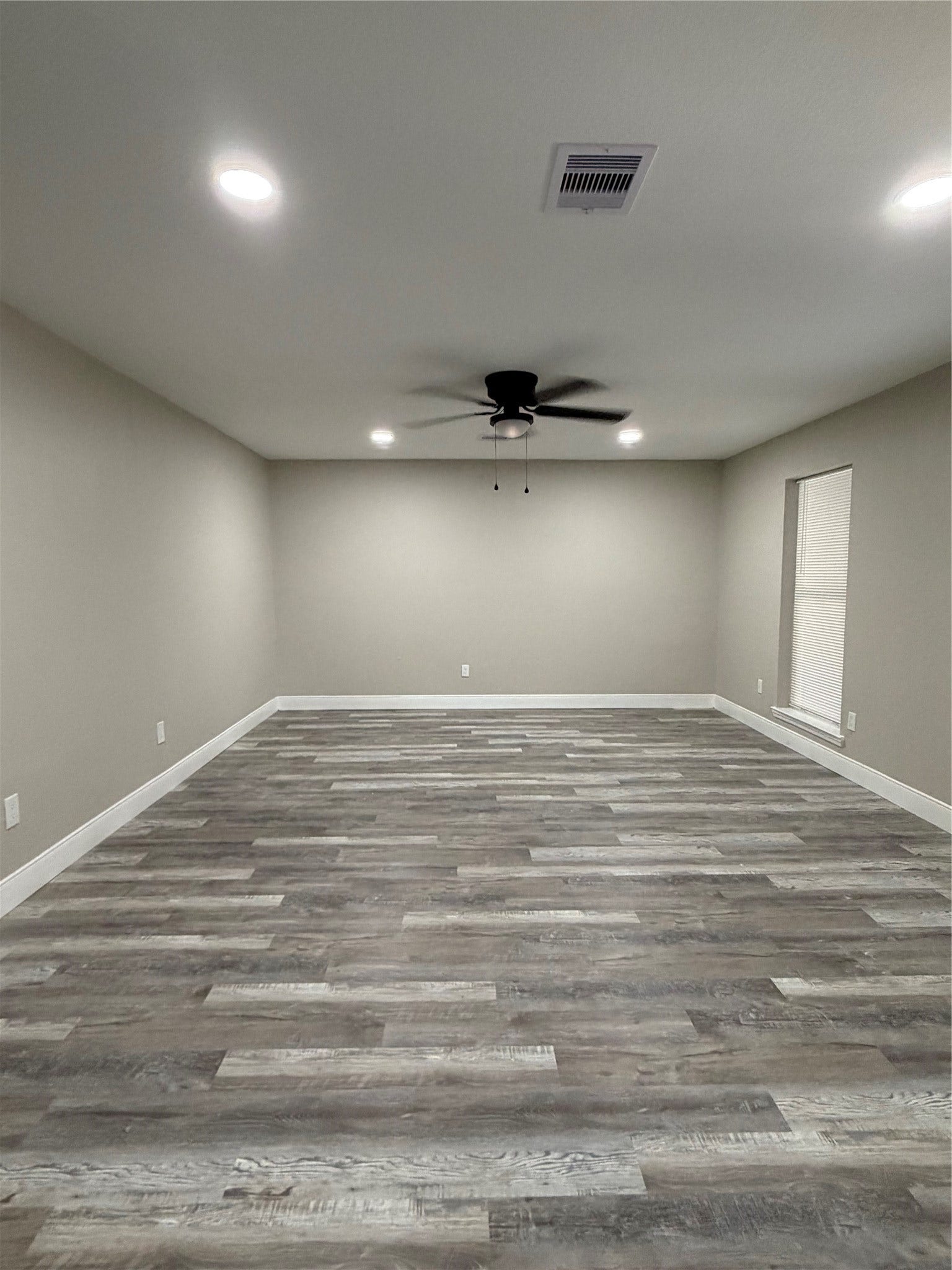 220 Austin St, Angleton, TX 77515 220 Austin St, Angleton, TX 77515