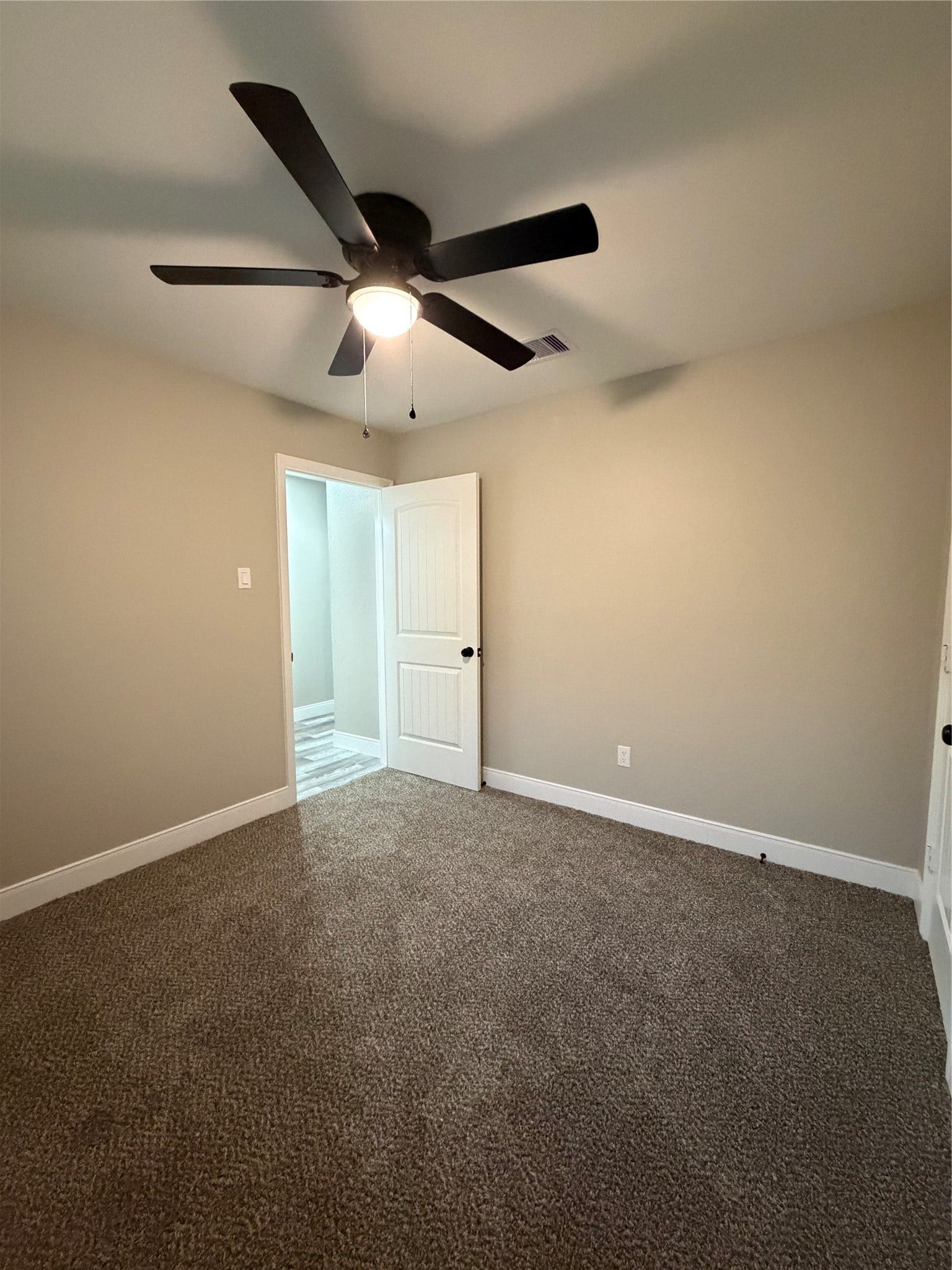 220 Austin St, Angleton, TX 77515 220 Austin St, Angleton, TX 77515