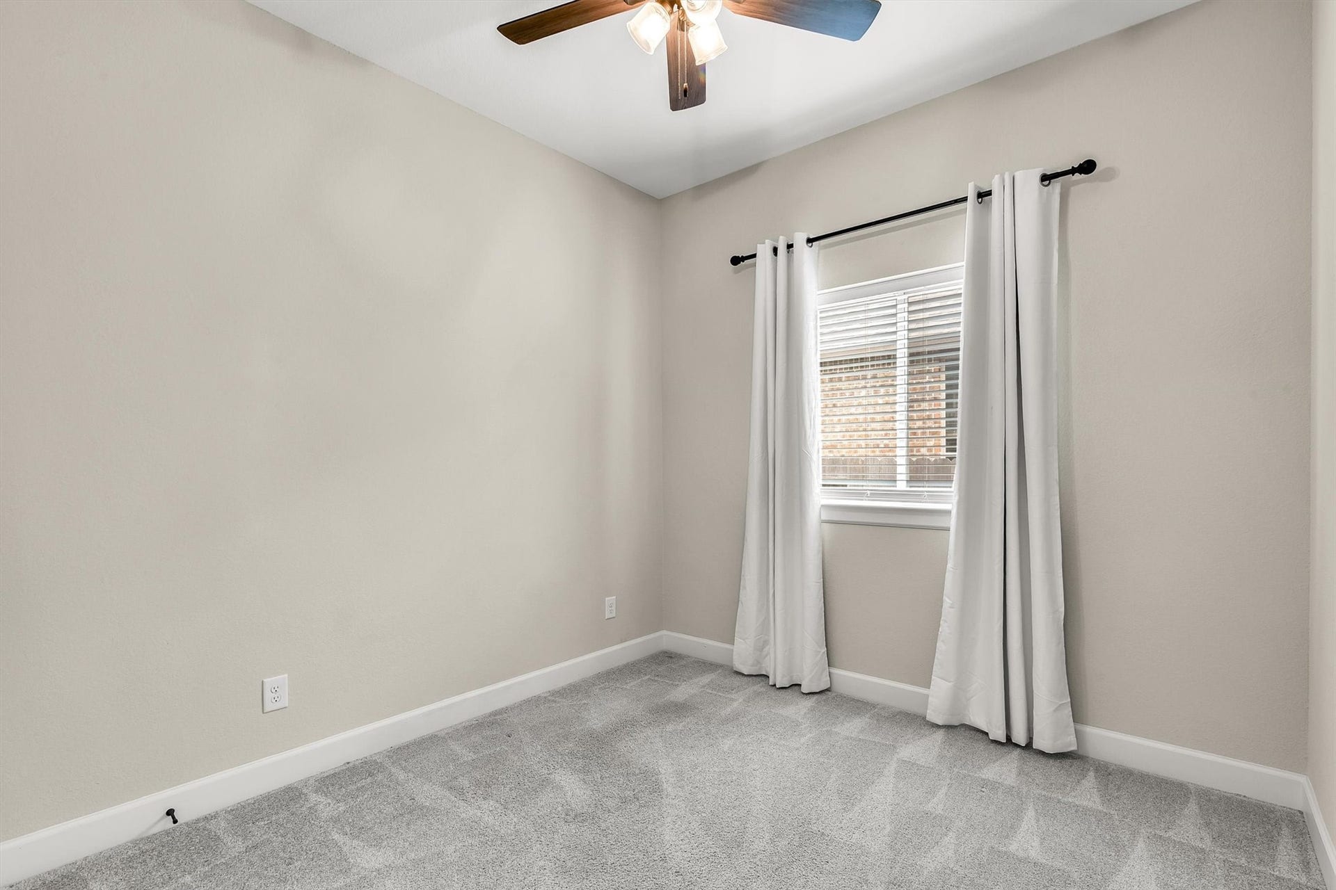 3rd secondary bedroom