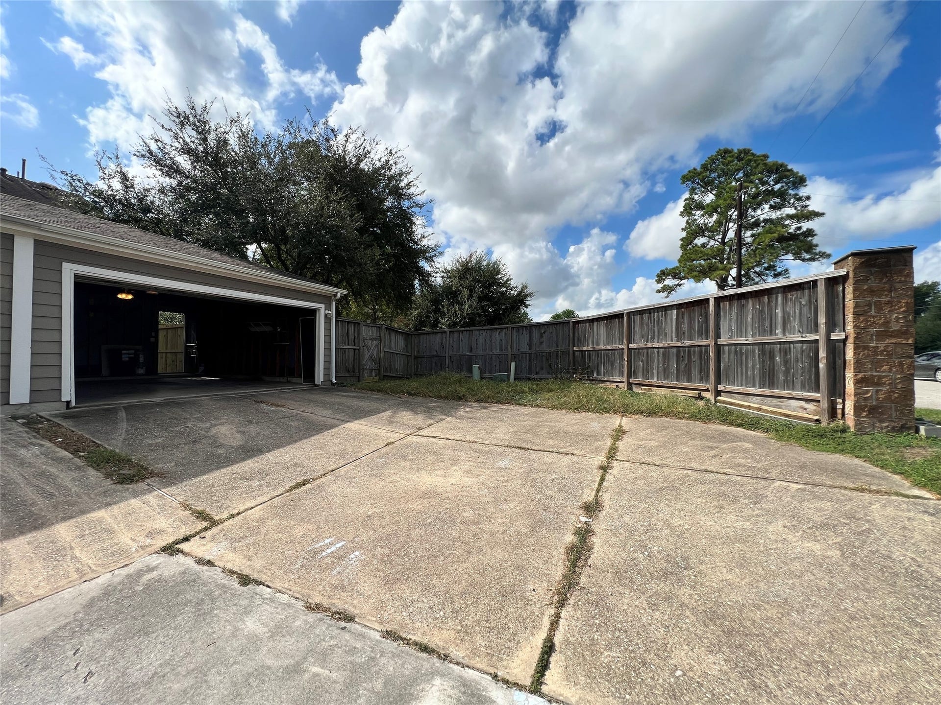 2103 Rustling Trees Way, Spring, TX 77373