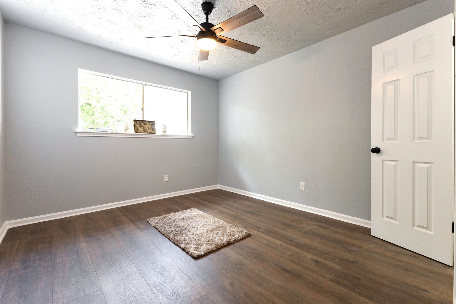 2206 Millhouse Road, Houston, TX 77073