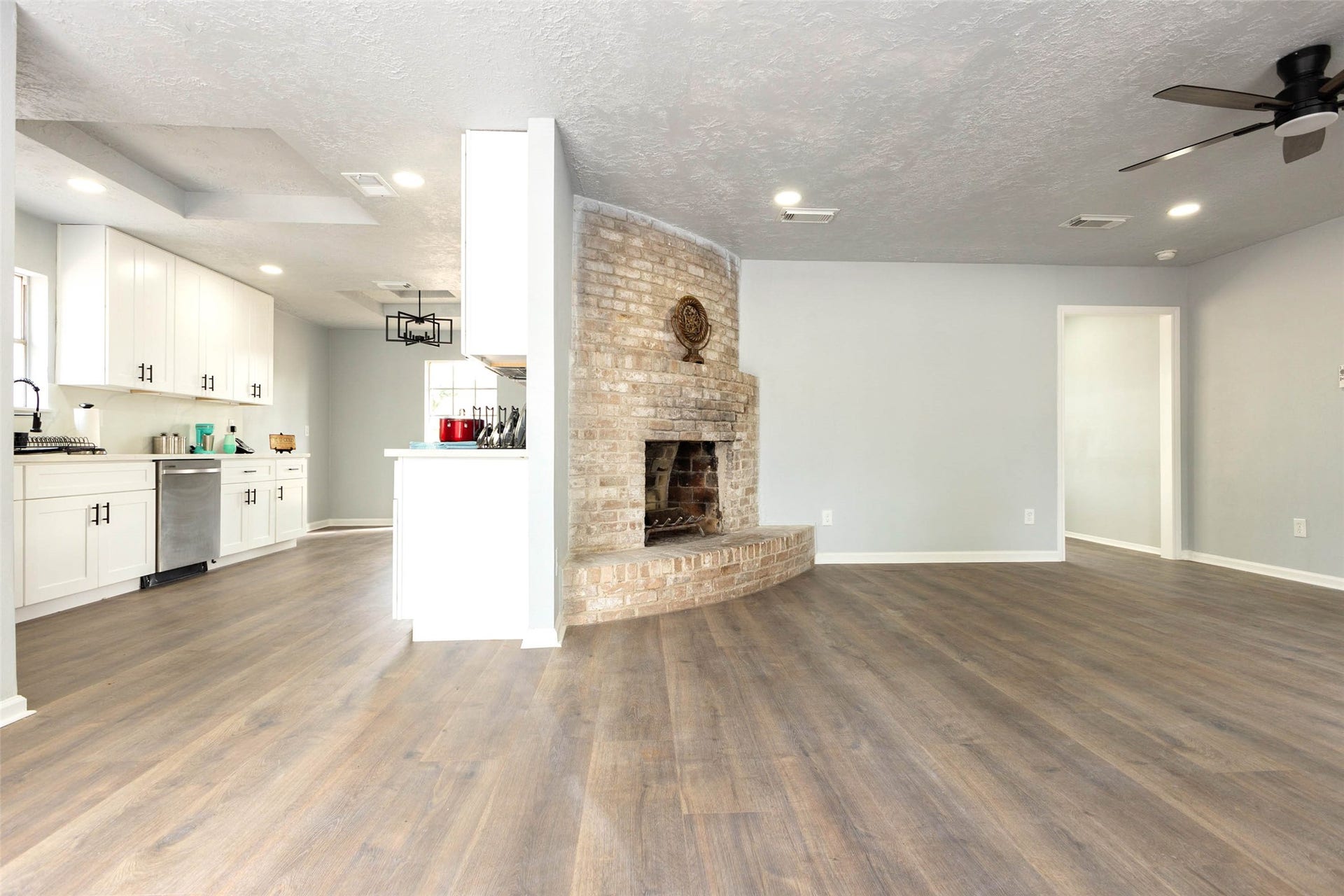 2206 Millhouse Road, Houston, TX 77073