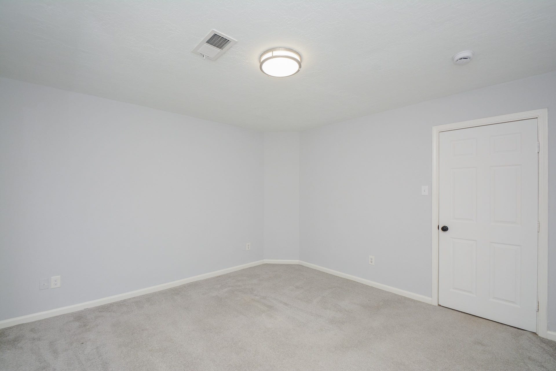 116 Oakmont Drive, Conroe, TX 77301 116 Oakmont Drive, Conroe, TX 77301