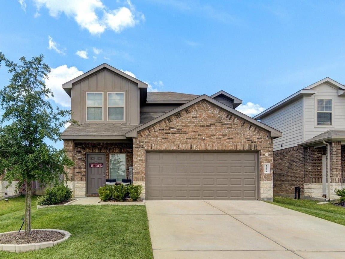 14874 Cypress Hollow Drive, New Caney, TX 77357 Welcome home to 14874 Cypress Hollow