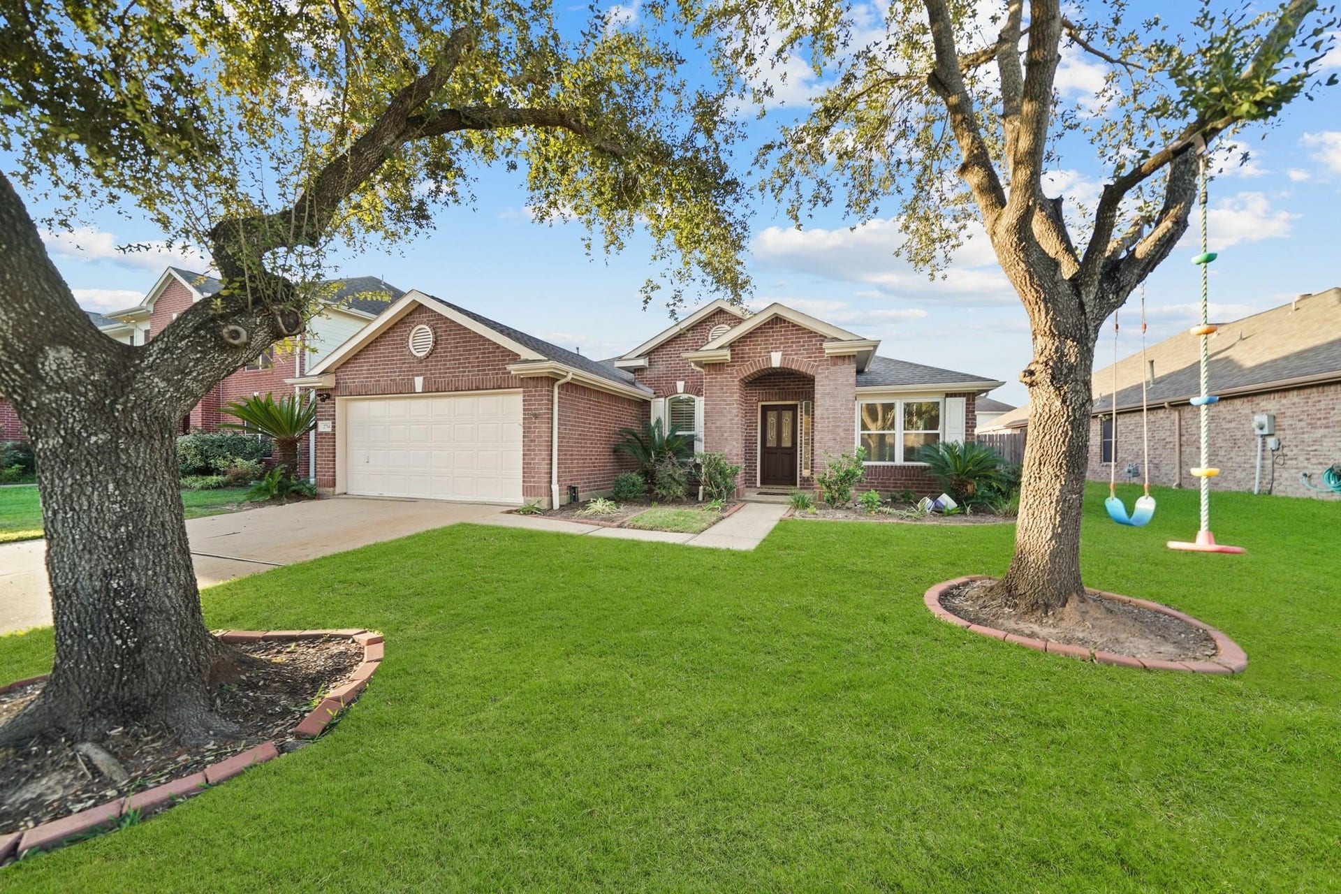 Seth Real Estate Group welcomes you to 2714 Crestbrook Court!