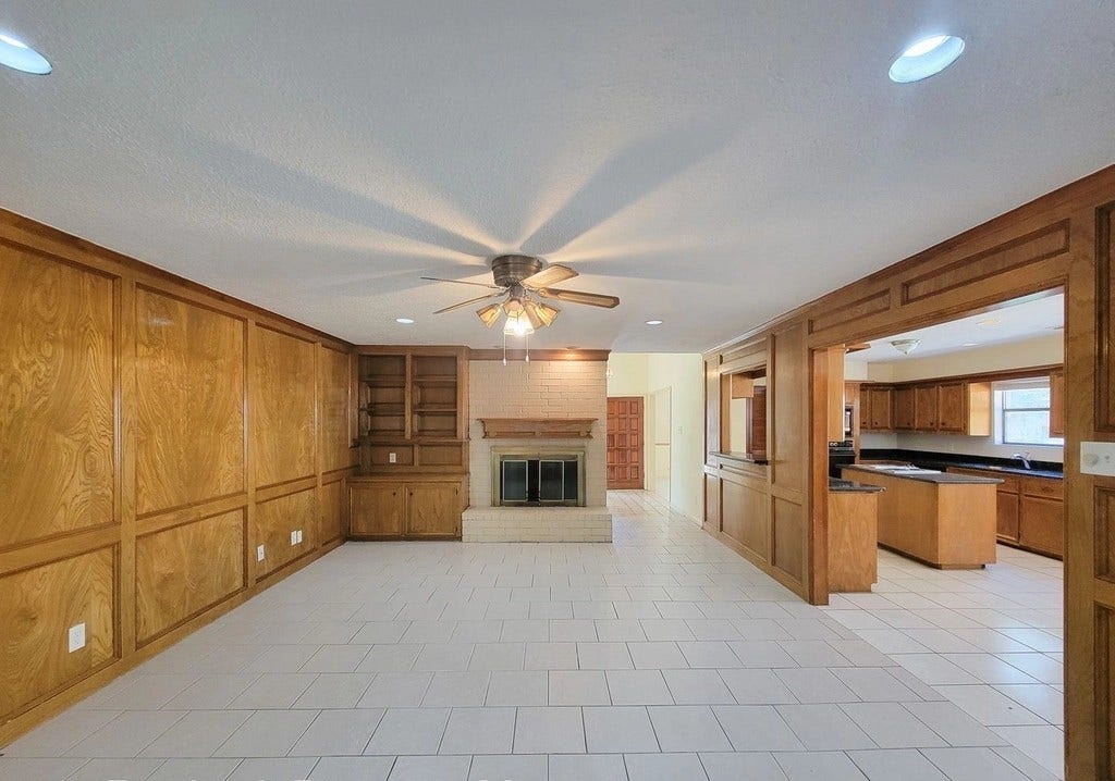 2810 Thorne Creek Lane, Houston, TX 77073 2810 Thorne Creek Lane, Houston, TX 77073