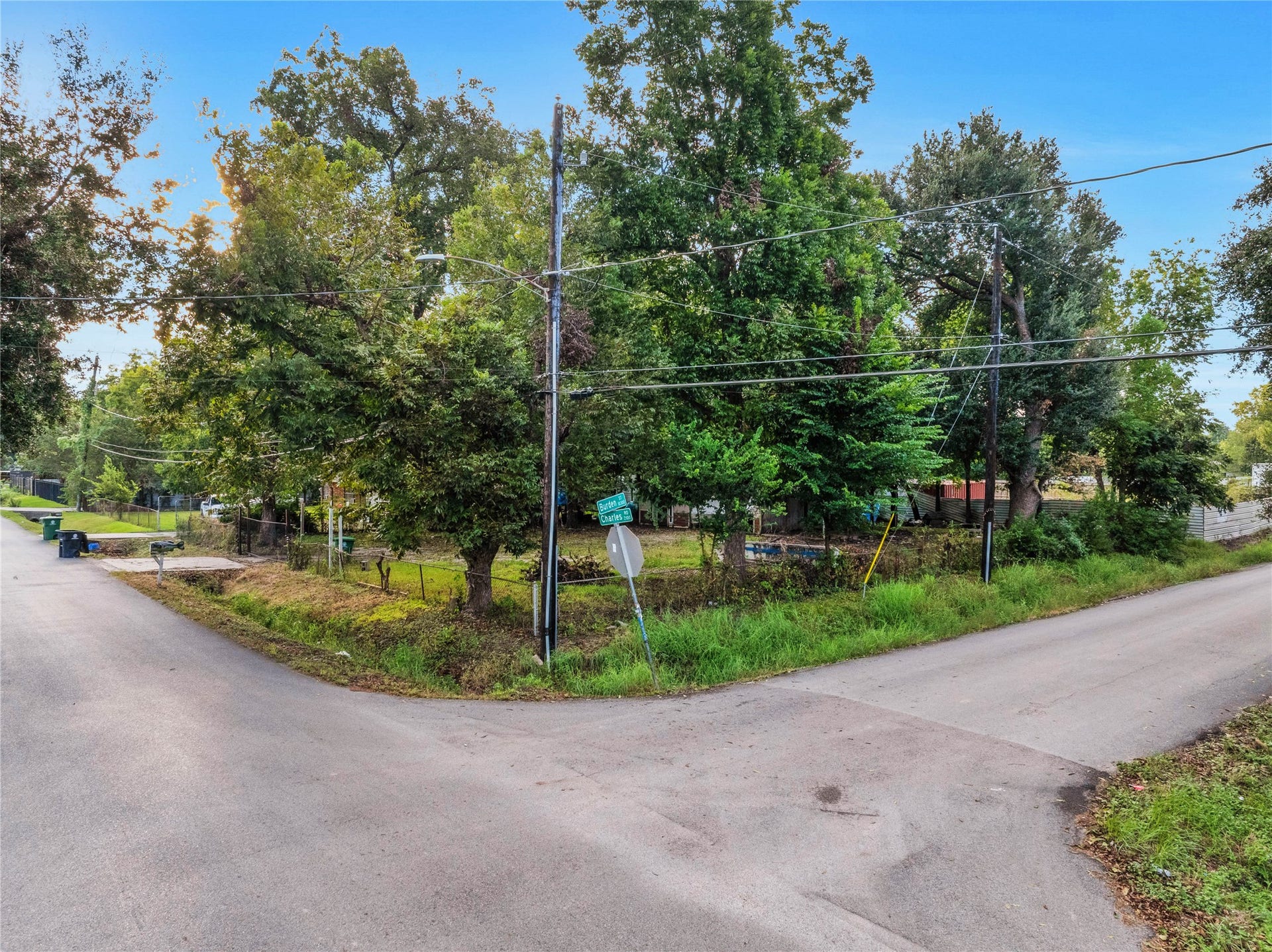 2102 Charles Road, Houston, TX 77093