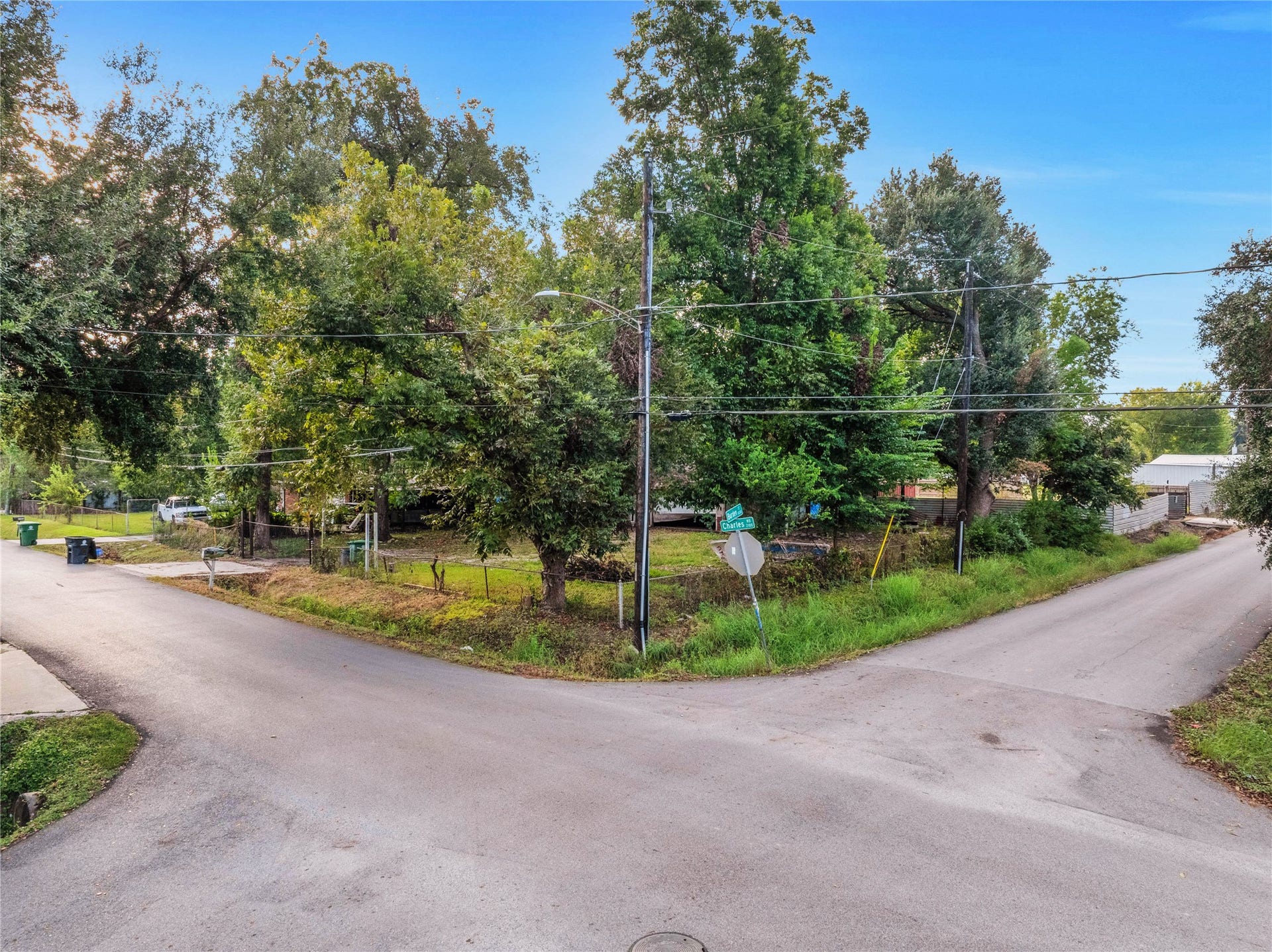 2102 Charles Road, Houston, TX 77093