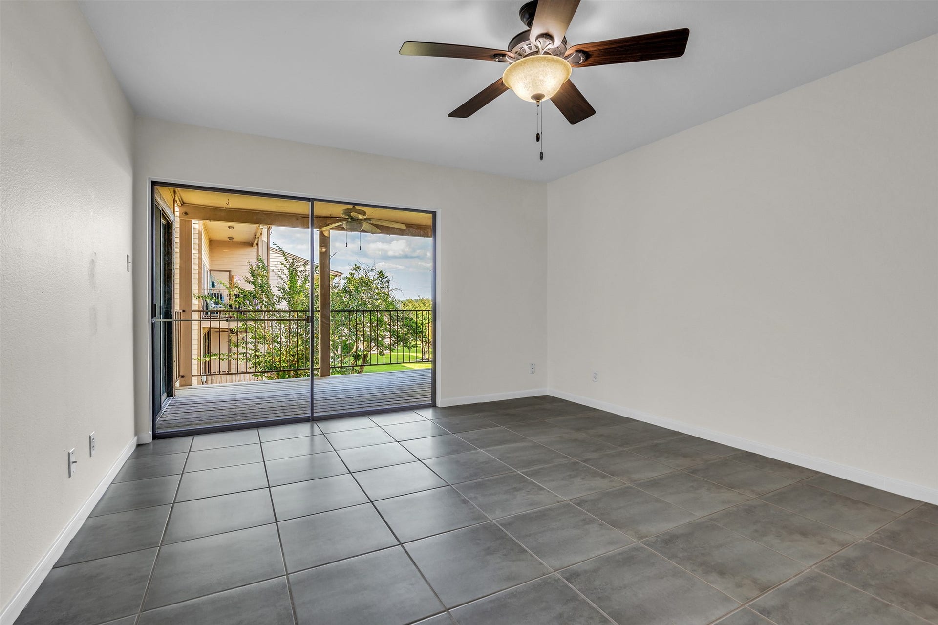 201D Lakeview Terrace, Conroe, TX 77356