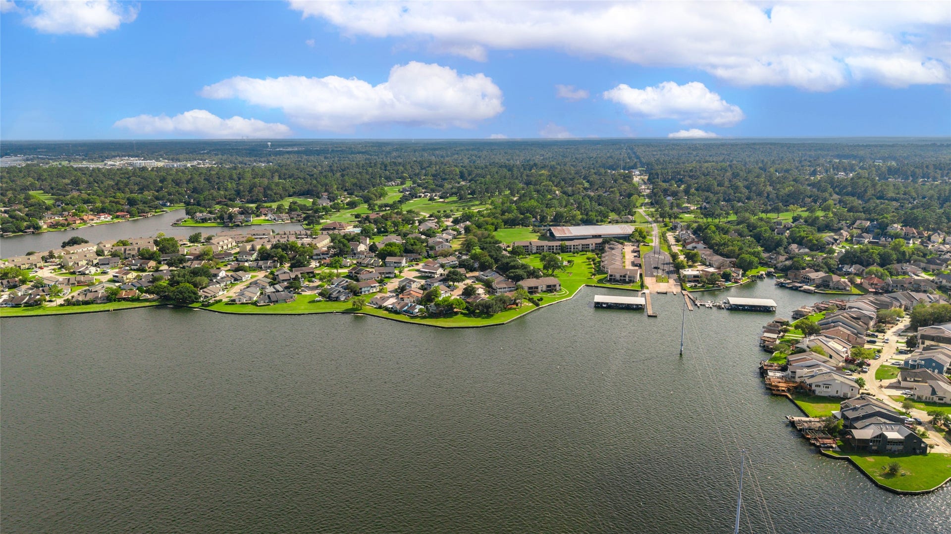 201D Lakeview Terrace, Conroe, TX 77356