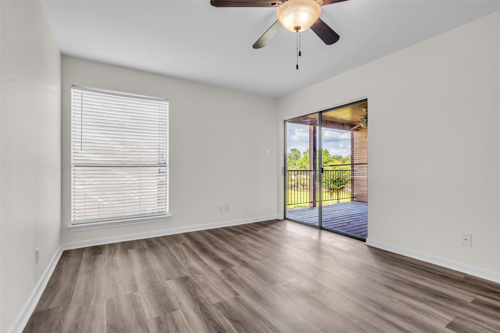 201D Lakeview Terrace, Conroe, TX 77356