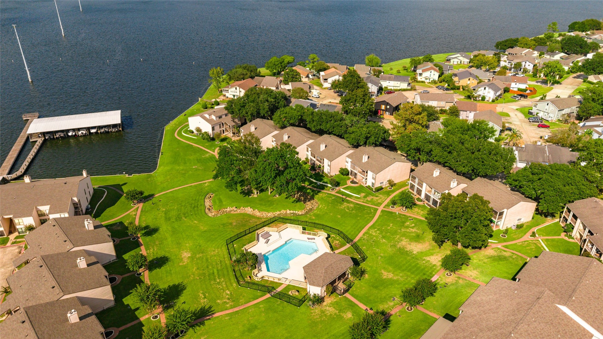201D Lakeview Terrace, Conroe, TX 77356