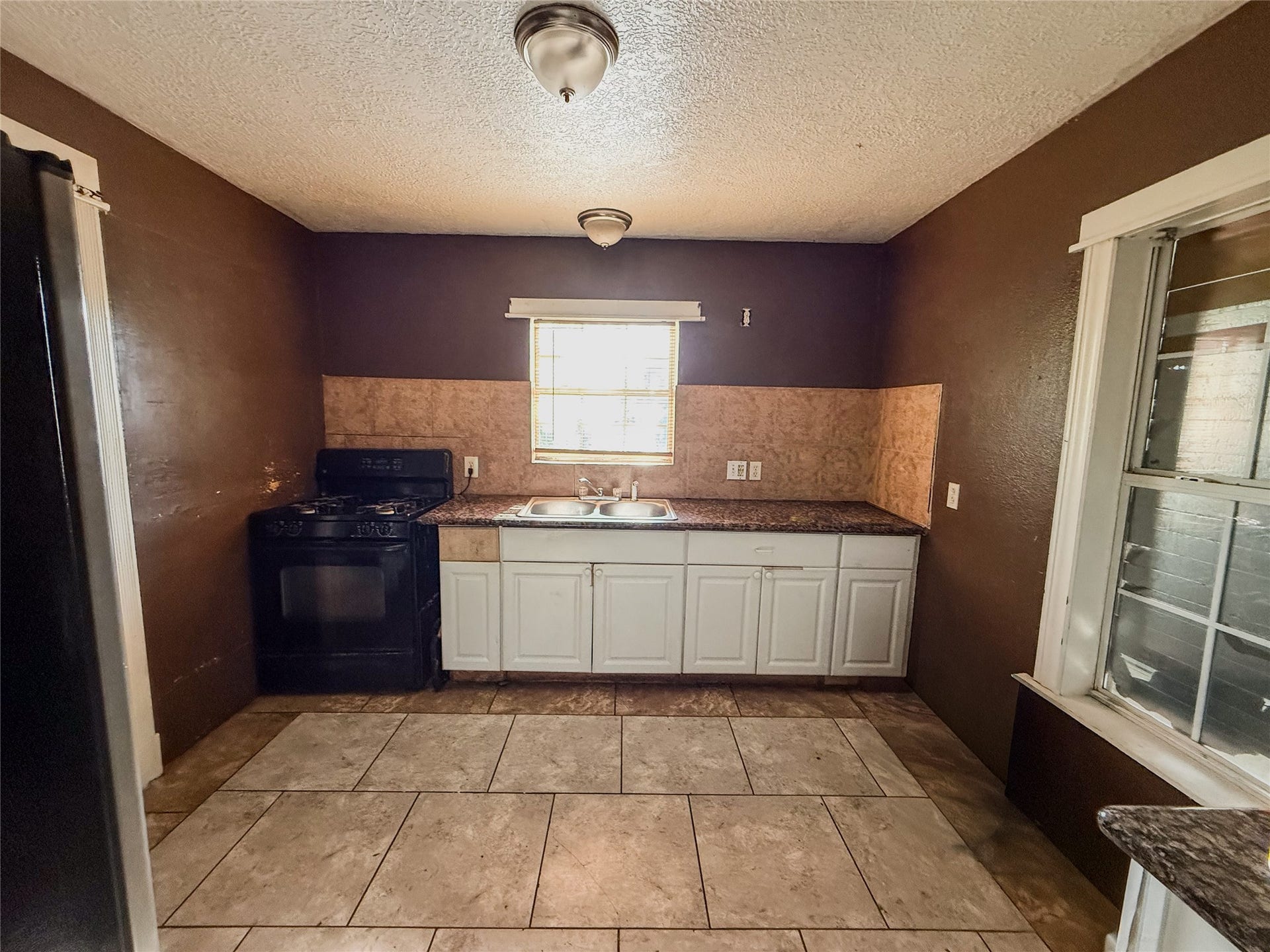 14312 Hillsboro Street, Houston, TX 77015 14312 Hillsboro Street, Houston, TX 77015